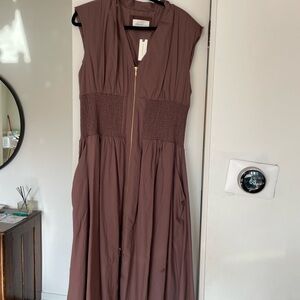 Elegant Brown Sleeveless Dress